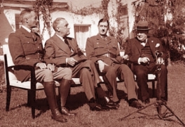 Conferencia de Casablanca entre Roosevelt, Churchill y De Gaulle Conferencia de Casablanca entre Roosevelt, Churchill y De Gaulle