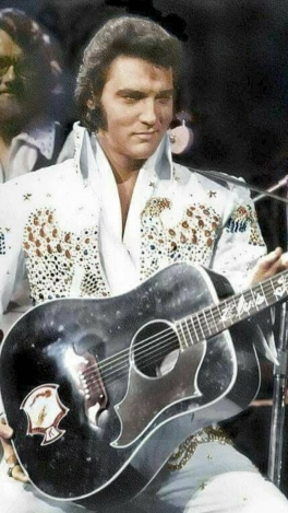 Elvis Presley, el Rey del rock and roll