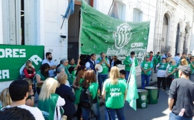 ATE se movilizó demandando la urgente apertura de paritarias salariales