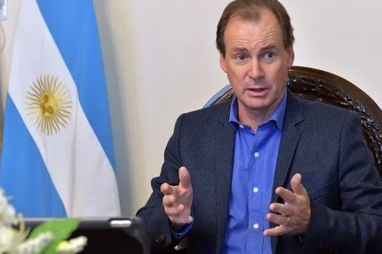 Ante la inminente saturación del sistema de salud, Bordet recibió el apoyo de organizaciones políticas y sindicales