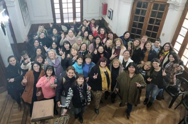 Mujeres militantes del peronismo quieren espacio institucional en el PJ