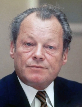 Willy Brandt renuncia como Canciller de Alemania por una trama de espionaje