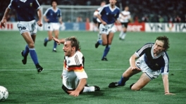Argentina pierde el Mundial de Fútbol con Alemania debido a un penal inventado por Codesal