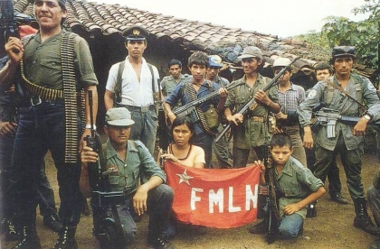 En El Salvador, comienza la guerra civil con la ofensiva del Frente Farabundo Martí para la Liberación Nacional