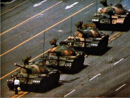 El rebelde desconocido que enfrentó al tanque en Tiananmen