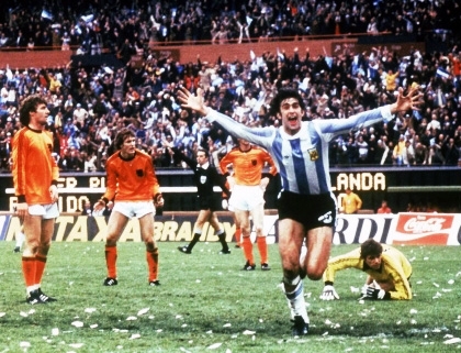 Con Mario Kempes y César Luis Menotti, la primera Copa del Mundo en casa