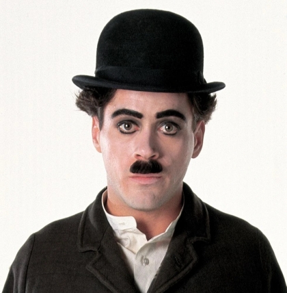 En pleno macartismo, el Gobierno yanqui prohíbe a Charles Chaplin volver a los EE.UU.