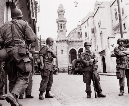 Comienza la Batalla de Argel contra los imperialistas franceses