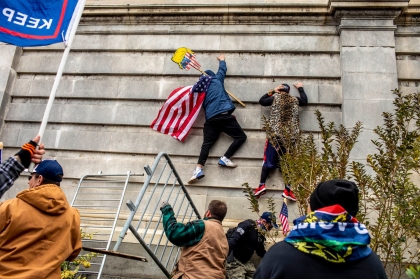 Asalto ultra derechista al Capitolio de los Estados Unidos