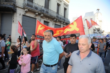 Más de 30.000 paranaenses llenaron las calles en defensa de la universidad pública y gratuita