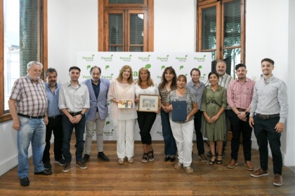 Tres años sin Jorge Busti: Rosario Romero y Cristina Cremer le rindieron un homenaje