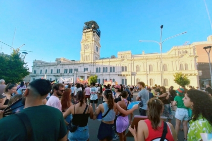 Paraná: masiva participación en la Marcha Federal Antifascista contra Javier 