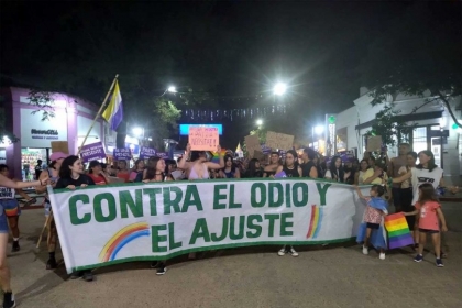 Marcha Antifascista: En Colón reclamaron a la Provincia y criticaron la supuesta neutralidad del municipio