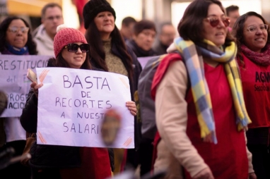 Con Frigerio, el salario docente cayó un 32% frente a la canasta básica