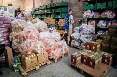 Rosario Romero refuerza las políticas alimentarias destinadas a las organizaciones comunitarias