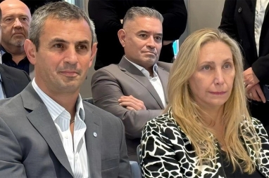 Más de la polémica visita de Karina Milei a Paraná: los que se quedaron sin foto y un escrache